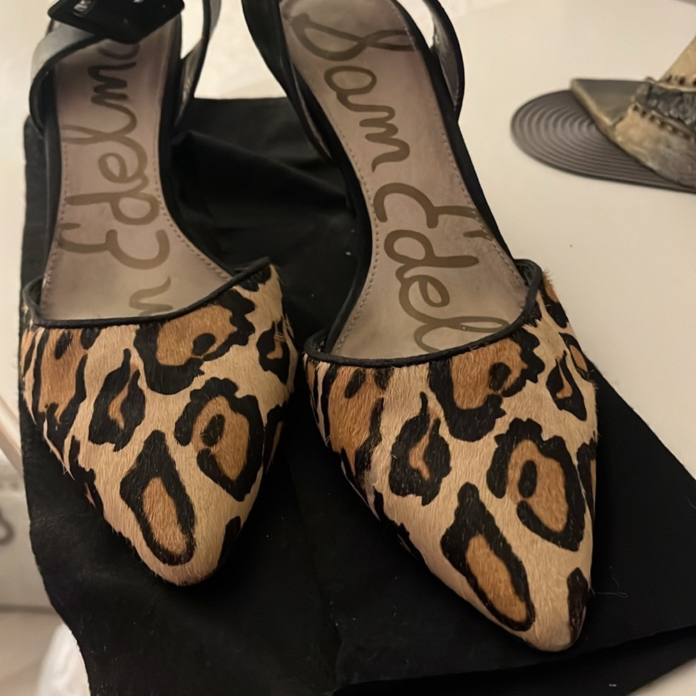 Beautiful Sam Edelman Pumps - Picture 6 of 6